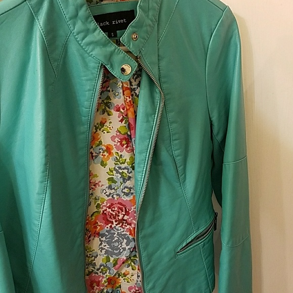 Turquoise Jacket - Picture 3 of 3
